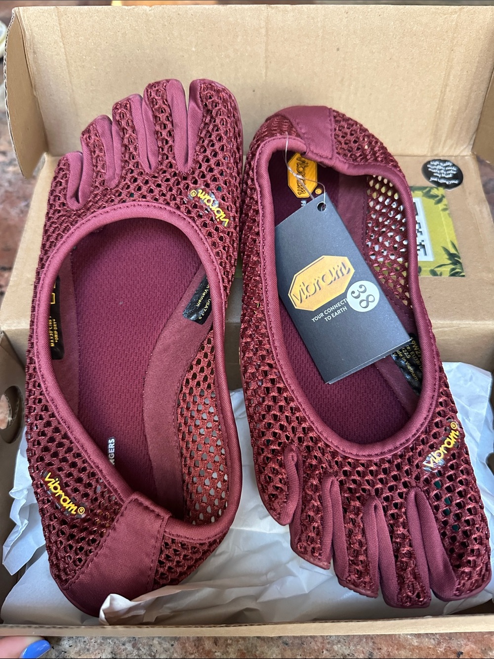 Vibram Women’s Burgundy Mesh FiveFinger Shoes - Picture 2 of 3